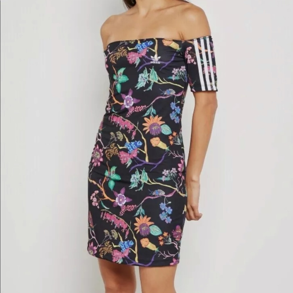 Adidas Dress Medium